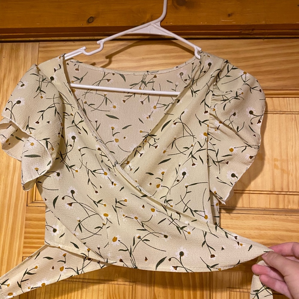 Vintage criss cross crop top